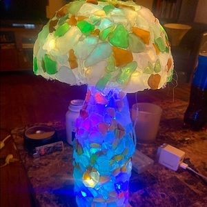 Beach glass table lamp
